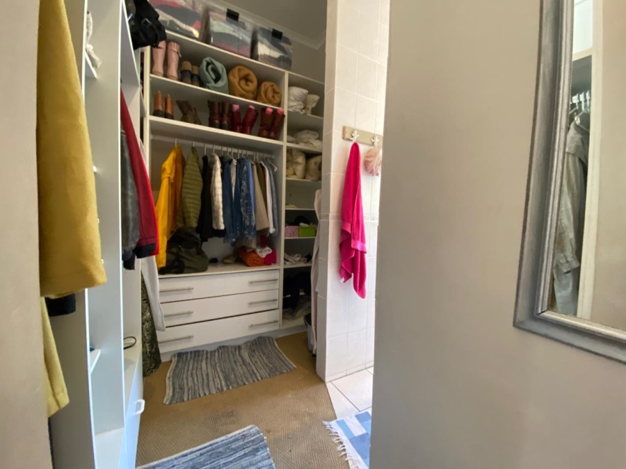 3 Bedroom Property for Sale in Sandbaai Western Cape